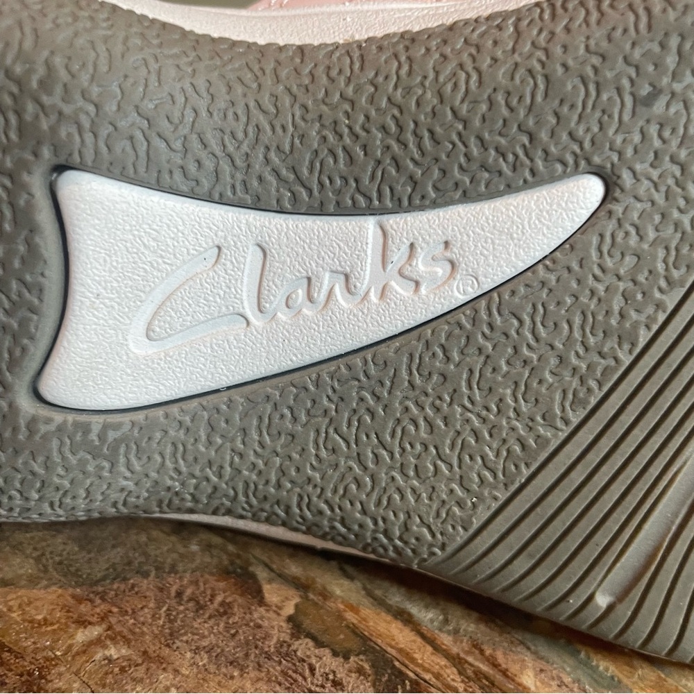 Cloudsteppers by Clarks Cushion Soft LIGHT PINK Flip Flop Size 11 M - Picture 12 of 14